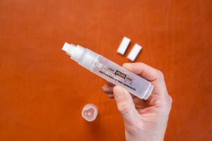 One Plus One Glue Pen Set + 200ml refill