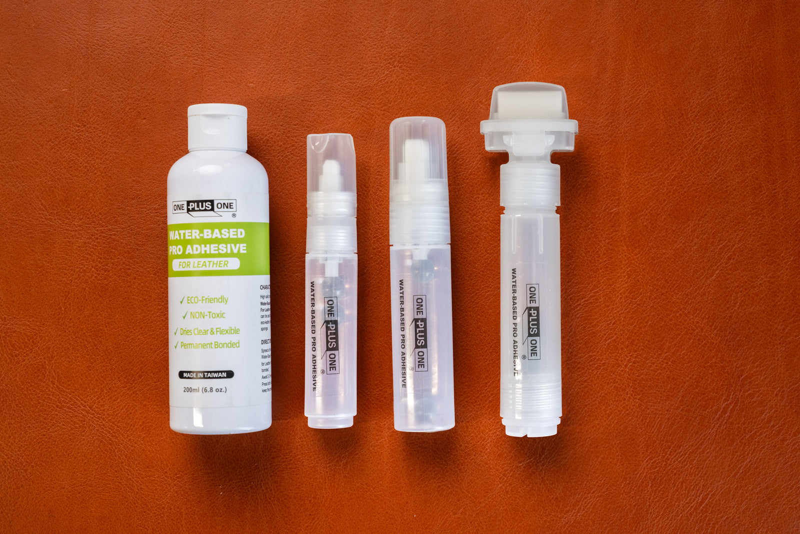 One Plus One Glue Pen Set + 200ml refill